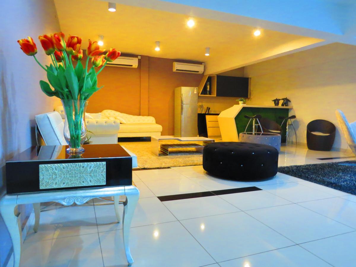 Santorini By J&g Apartment Skudai